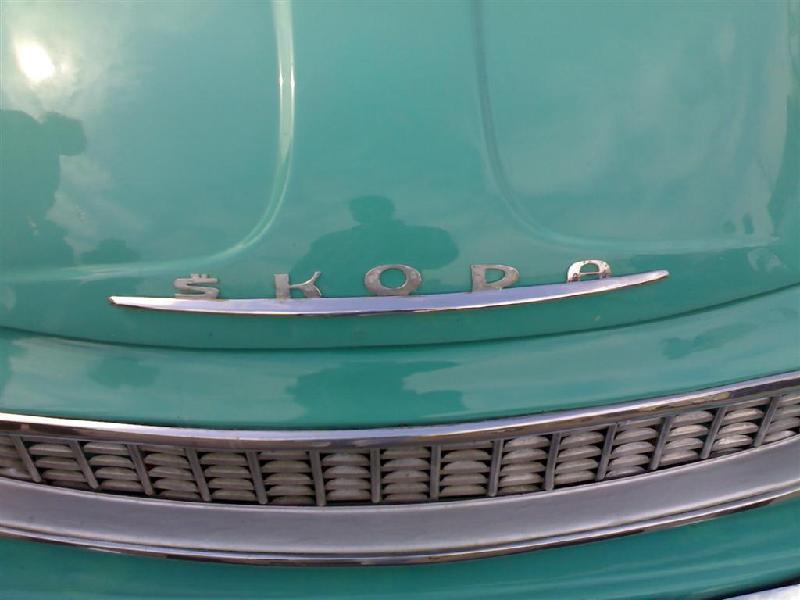 20060416215 (Large).jpg
